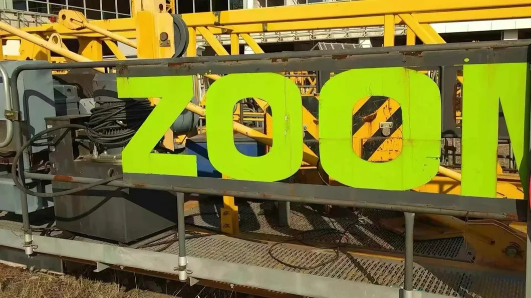 Electric Drive System Second-Hand Tower Crane Zoomlion W7025-12 with Low Energy Consumption
