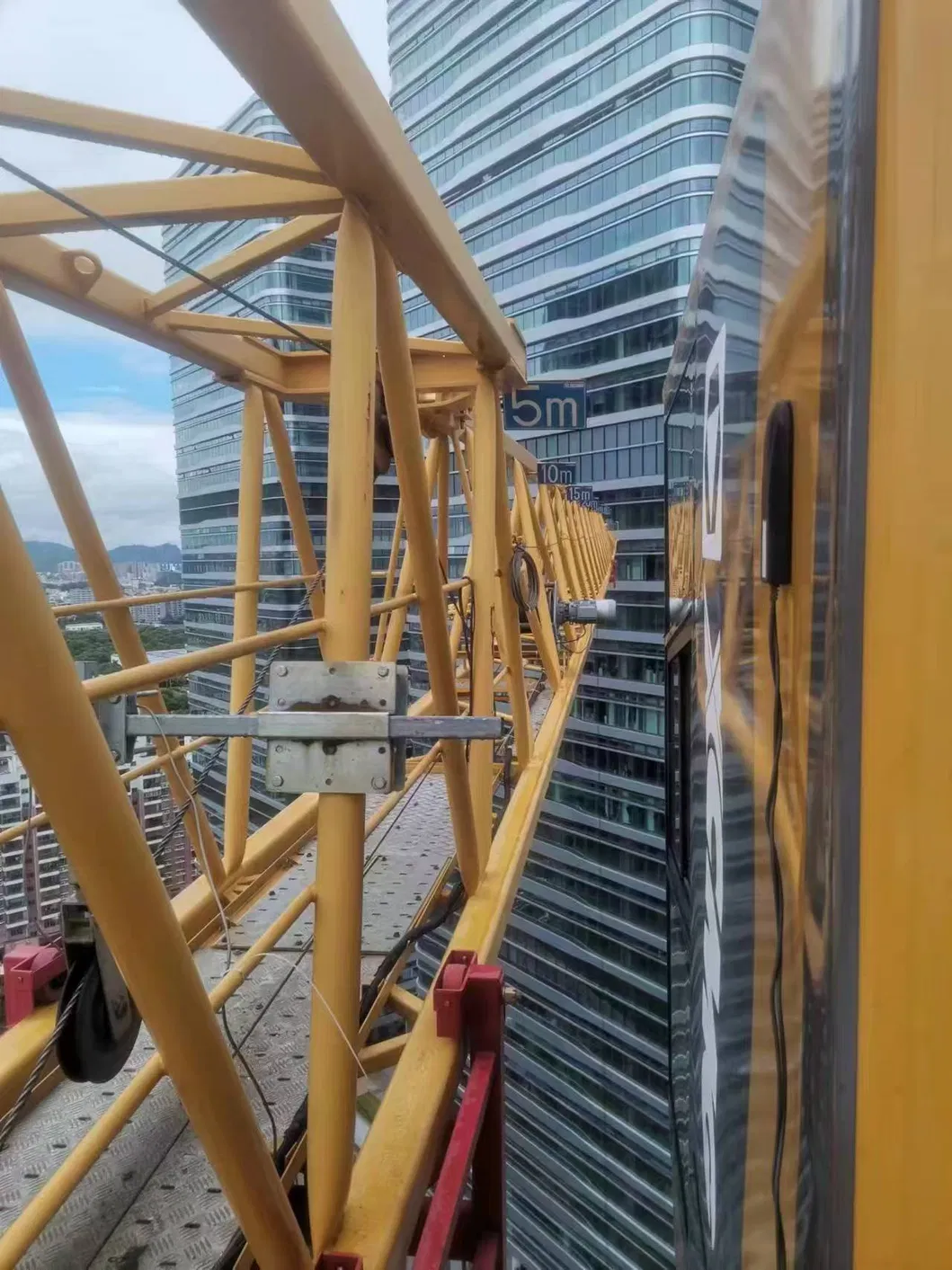 Construction Tower Crane Exporter Xgt7018-10 for Large-Scale Engineering Projects
