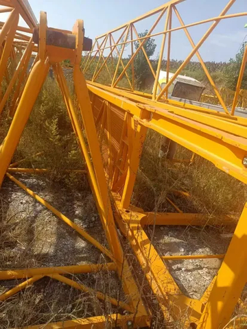 75kw Lifting Crane Zoomlion 6515-10 with Standard Mast Section 2.0m & Times; 2.0m & Times; 3.0m