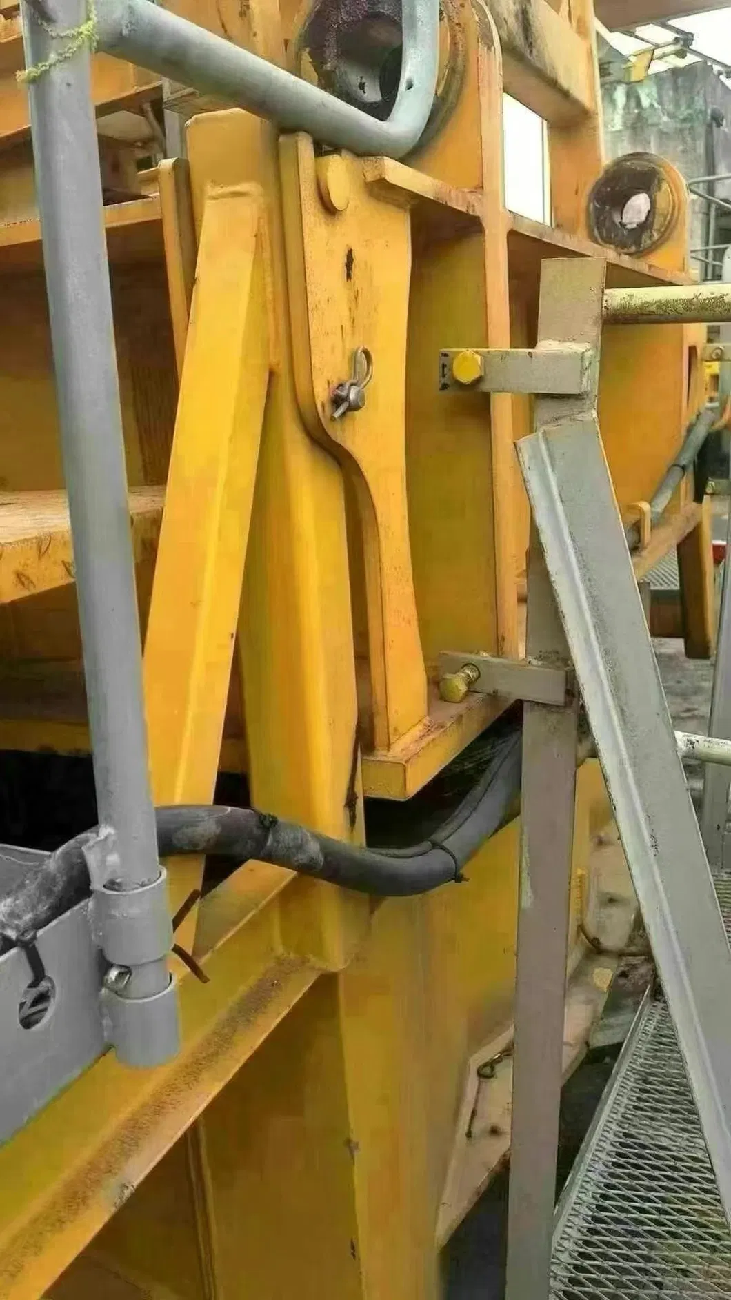 Bridge and Tunnel Construction Manipulator Tower Crane Zoomlion W350 8022-16 for New and Used