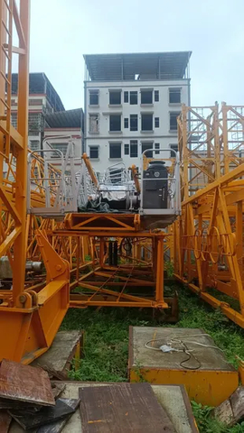 Industrial High-Rise Buildings Zoomlion 6513-81 Heavy Lifting Tower Crane