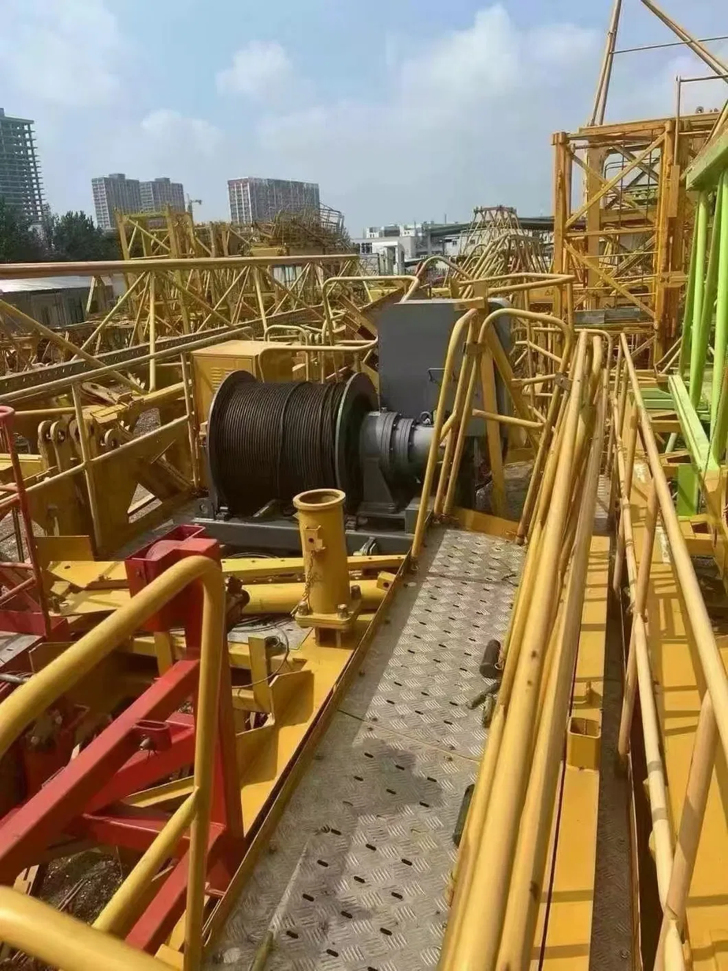 Xgt6515-10 Used Tower Crane with Balance and Stability for Complex Working Environments