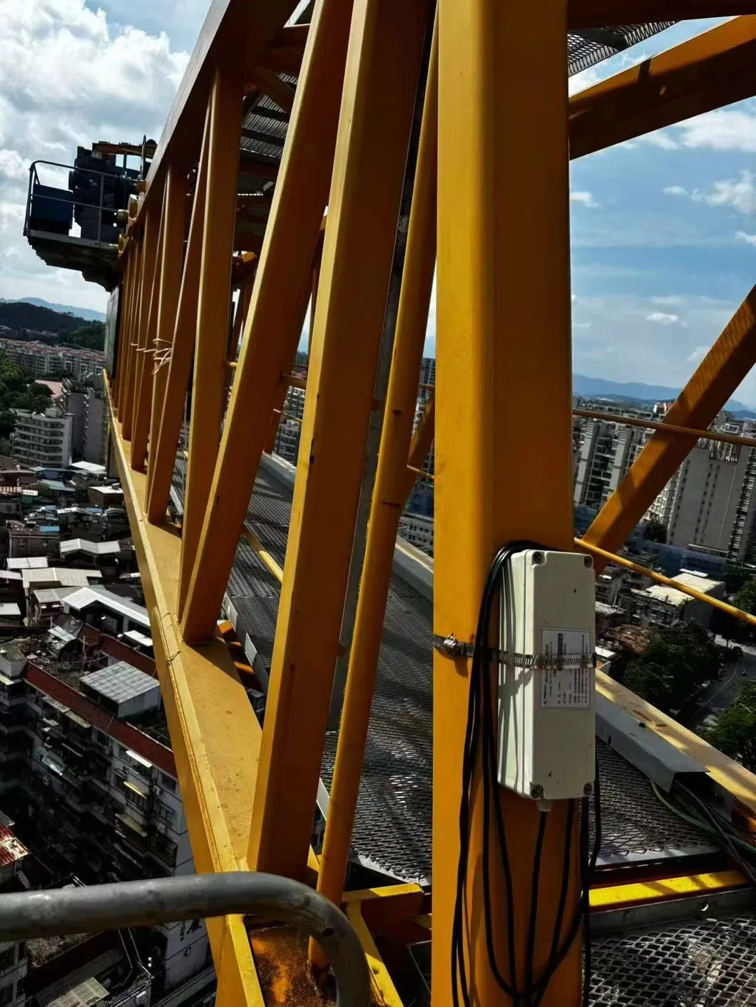 Offshore Engineering Construction Machine Crane Zoomlion R4300-200 for Sale