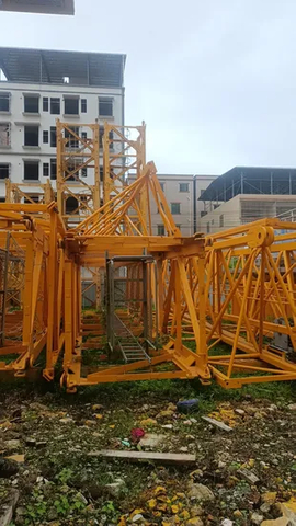 High-Performance Construction Lifting Equipment Zoomlion 6513-81 Tower Crane for Various Projects